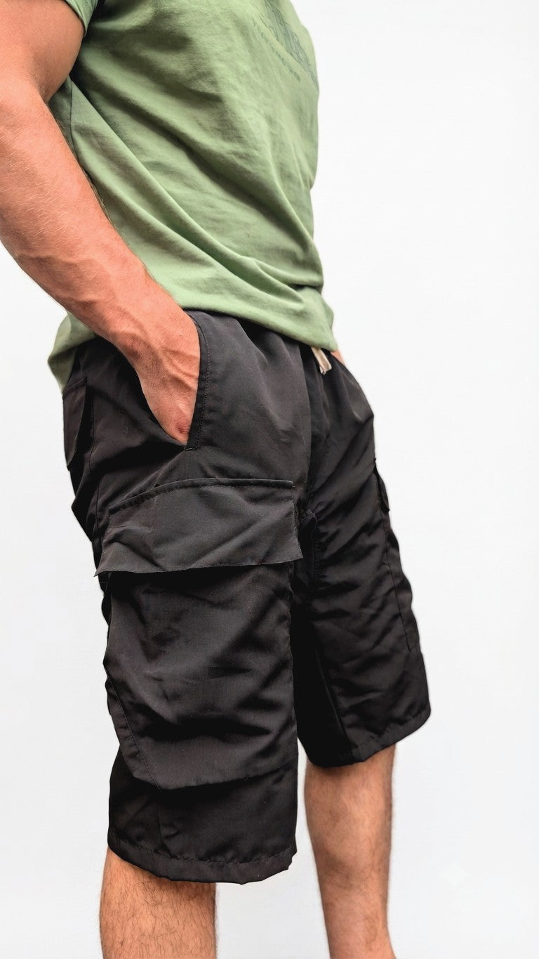 Deadstock Cargo Shorts Schwarz